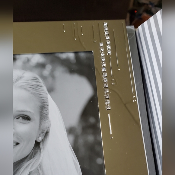 THINGS REMEMBERED DIAMOND SILVER 8×10 PICTURE FRAME - Picture 5 of 11